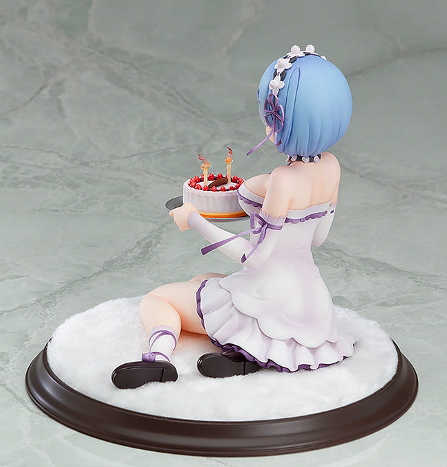 Rem figure back