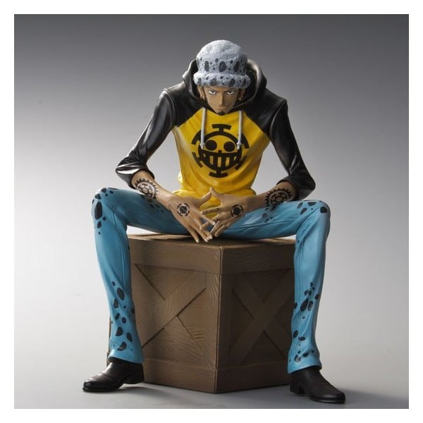 4562351890151 Trafalgar Law, One Piece Archive Collection Figure | One Piece (Plex) - Image 1